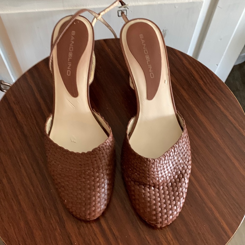 Ladies shoes 8.5 size, dark brown, 2.5 inch heels.